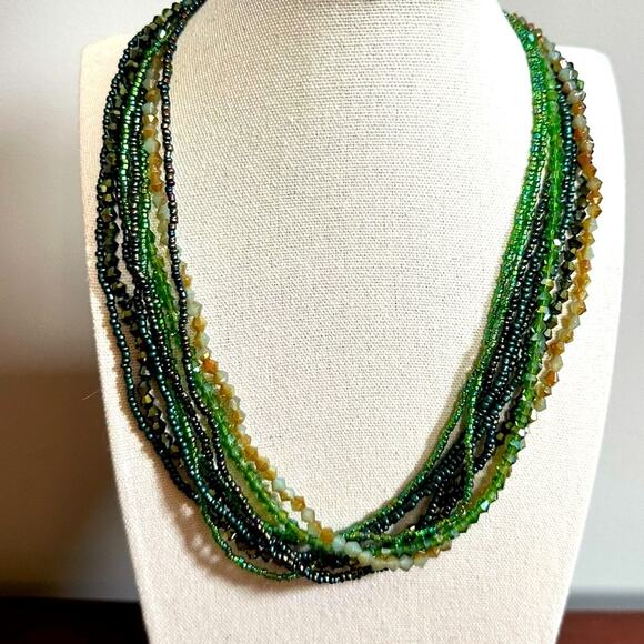 Park Lane NWT Ivy Emerald Green Beaded Necklace Magnetic Ball CZ Crystal clasp